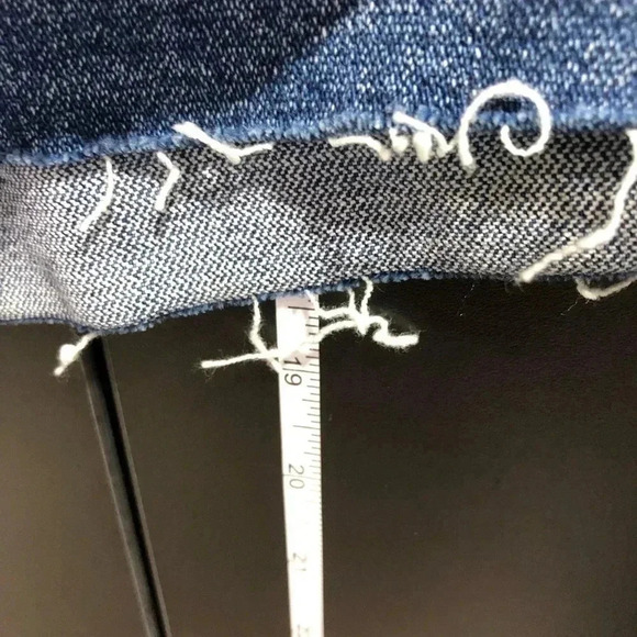 Old Navy Sky High A-Line Jean,frayed hem,secret smooth pockets,belt loops - Picture 6 of 7